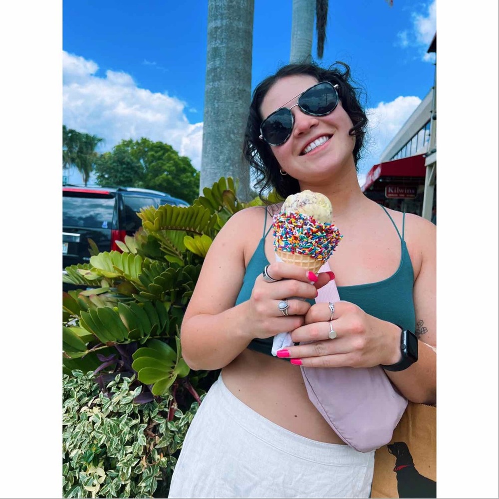 Meet your Posher, Chloe